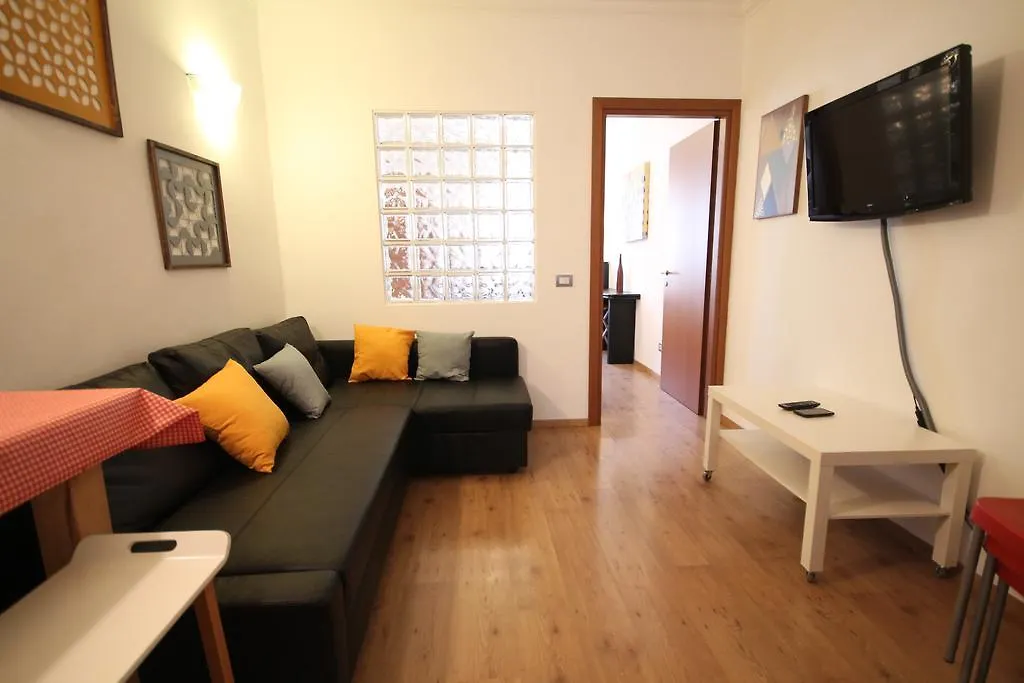 Sant'Agostino Apartment Navigli Mediolan