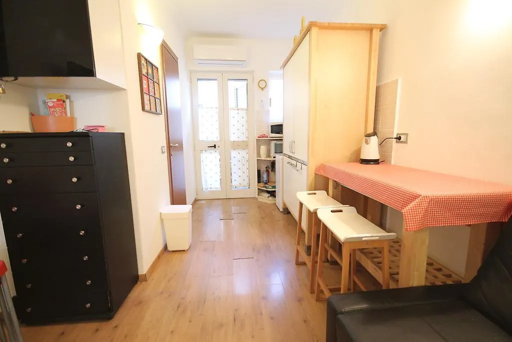 Sant'Agostino Apartment Navigli Mediolan